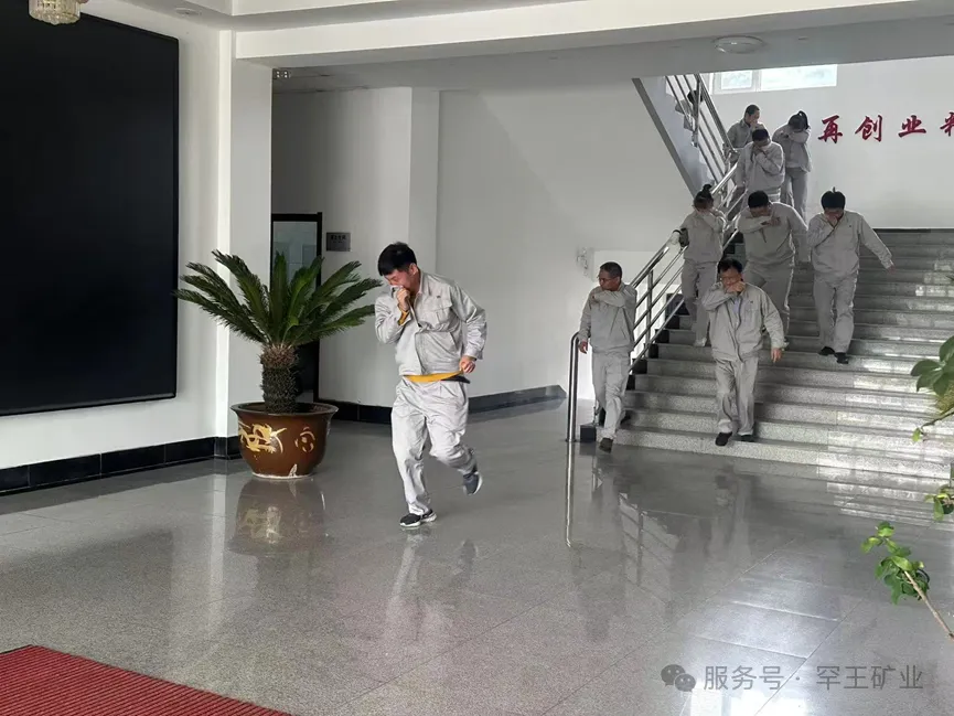 有序撤離.jpg